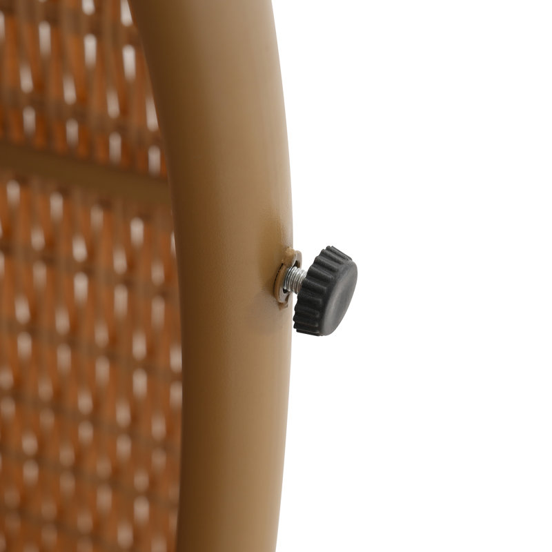 Chaise d'extérieur pivotante en rotin avec coussins