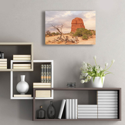Art mural en verre «Dusty Desert 1» par Lori Deiter