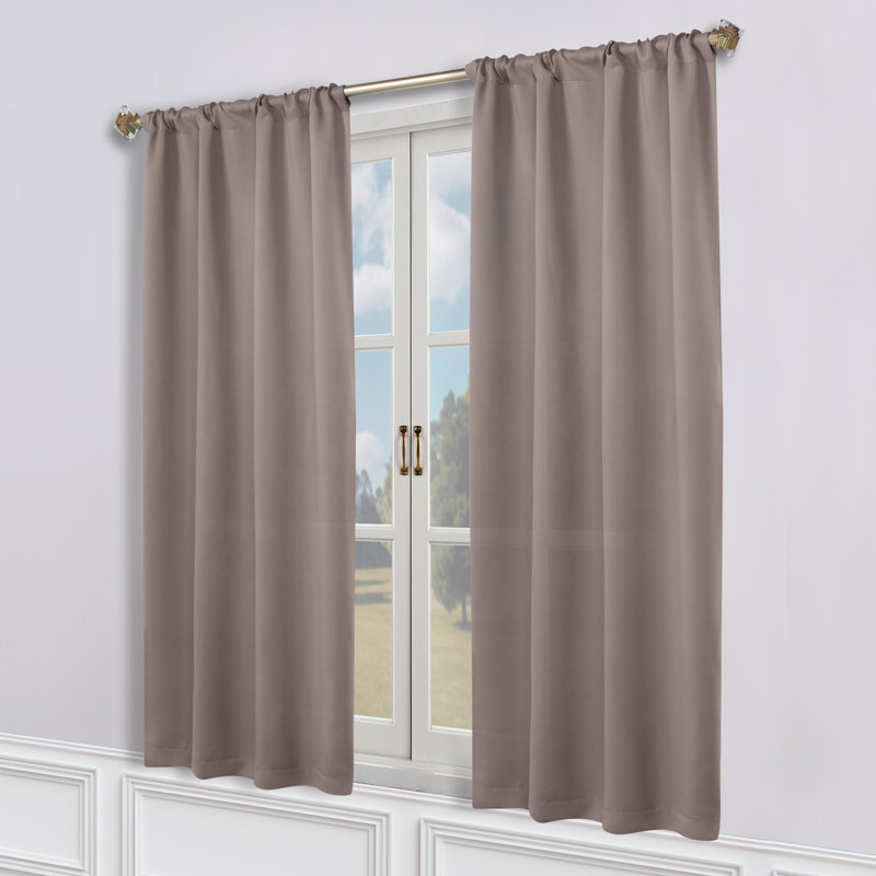 Paire de rideaux obscurcissant avec passe-tringle Moriah Millendon, L 36 po x L 63 po, Taupe