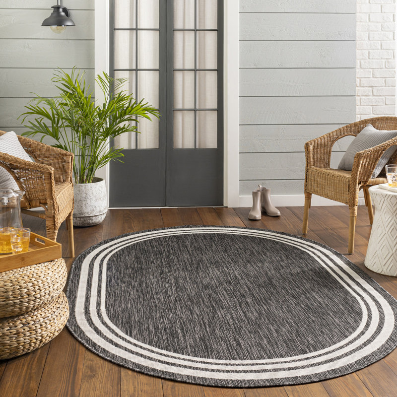 Rahsan Traditional Indoor/Outdoor Rug, Oval 160 x 220cm