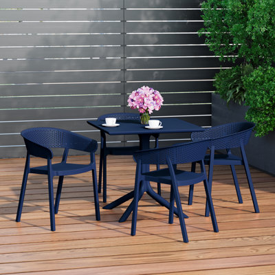 Ensemble repas carré pour 4 personnes