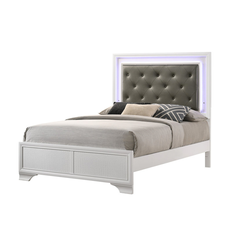 Lit de bébé moderne en peau de crocodile blanc moderne avec tête de lit tapissier et tissu respirant inclinable