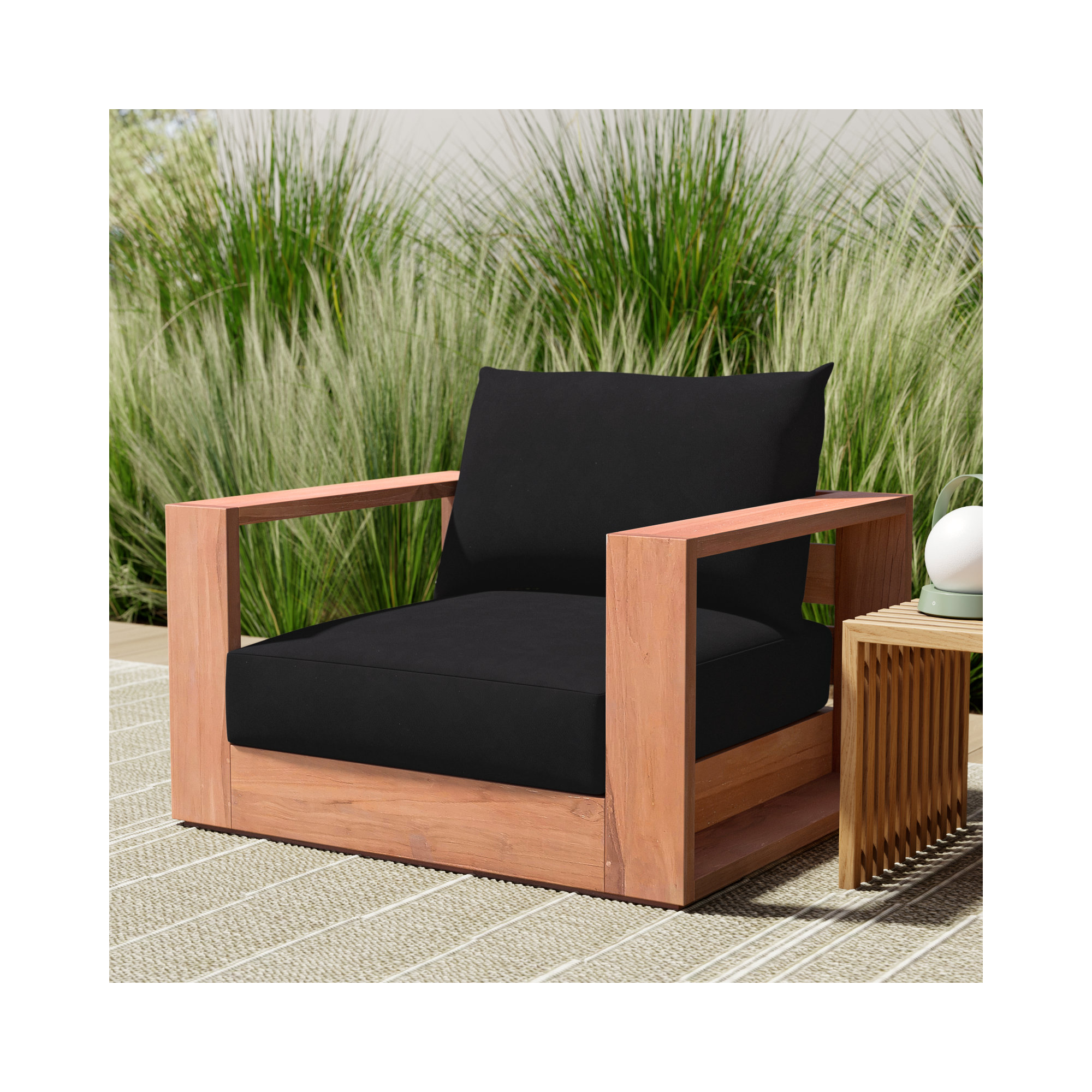 Gazel Teak Outdoor Lounge Chair, Black