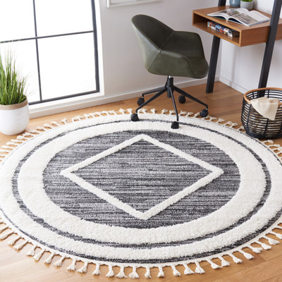 Jeanean Tassel Shag Performance Argyle Rug