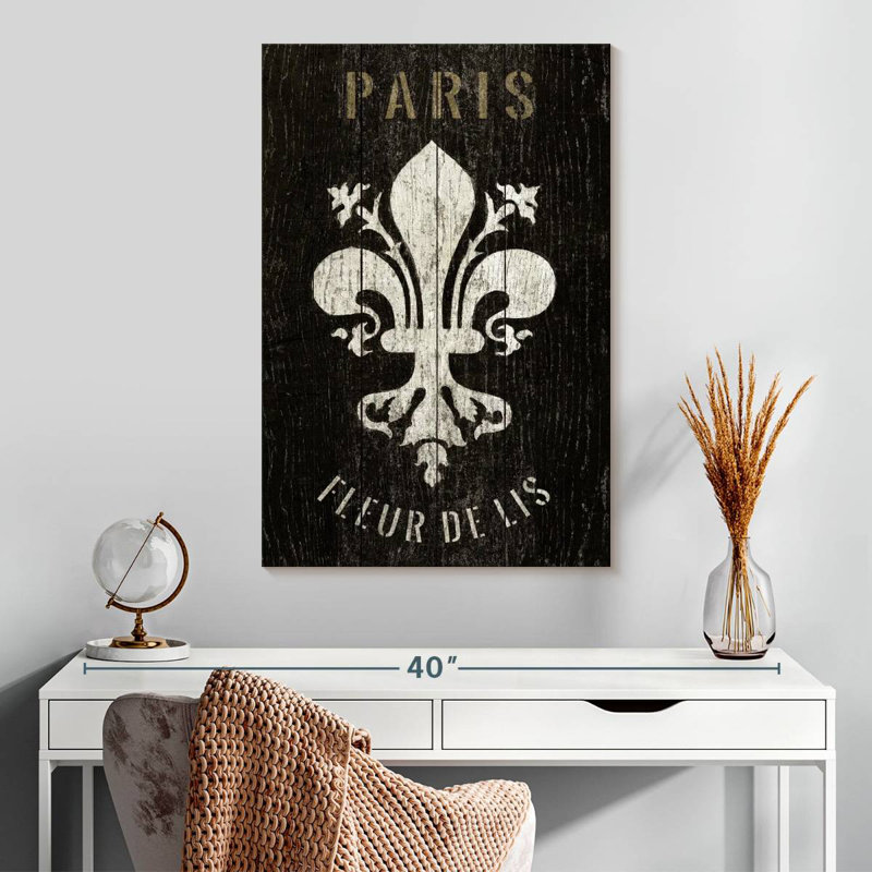 Fleur de lys rénovée Kerner, H 30 po x l 20 po
