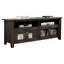 Base de meuble télé avec deux armoires et tablettes ouvertes pour le rangement et la présentation des médias-187287263