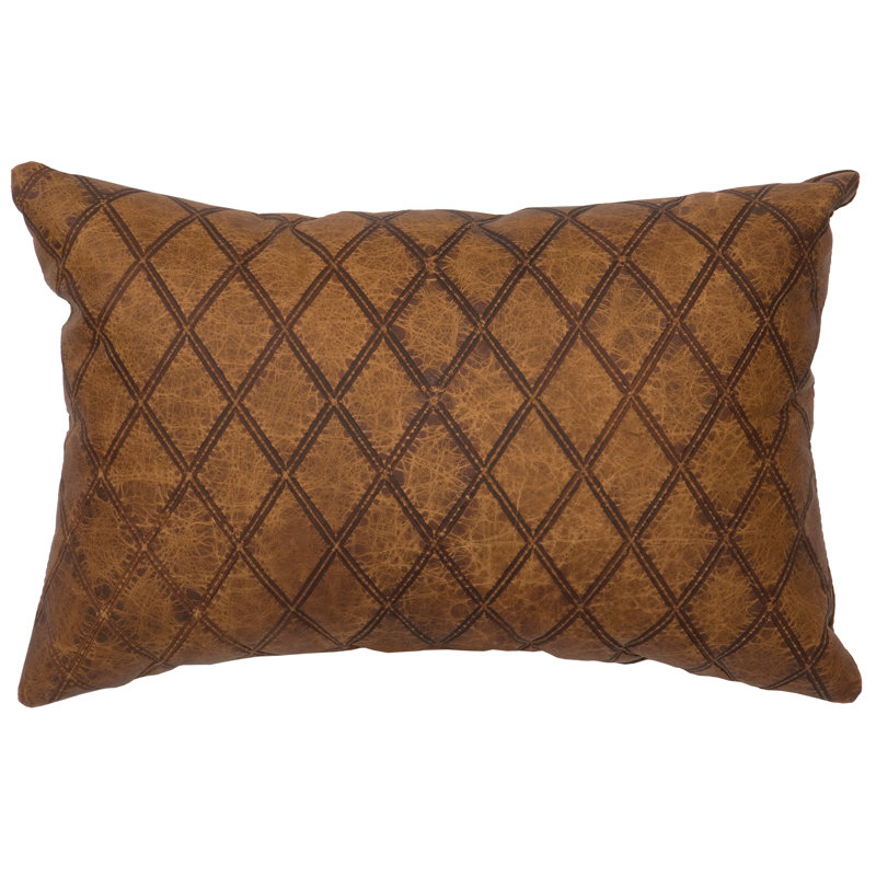 Coussin Wooded River