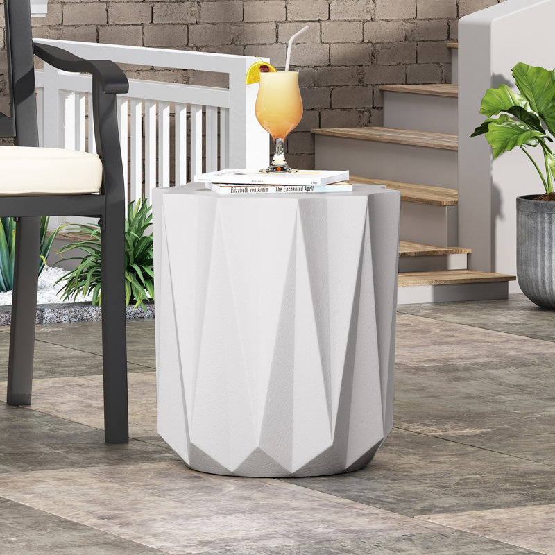 Table d'appoint d'extérieur en béton léger