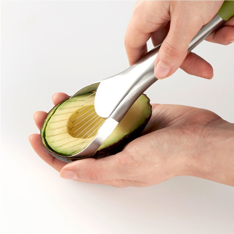 This $12 Avocado Slicer Has 25,100+ 5-Star  Reviews