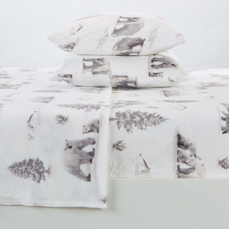 Queen North Pole Polar Bears Velvet Plush Sheet Set