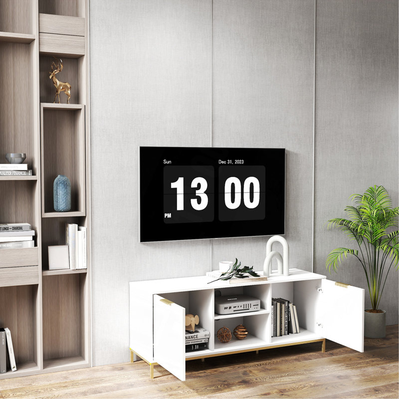 Meuble télé moderne avec portes ondulées, tablette ouverte et tablette réglable - élégant et fonctionnel pour votre salon