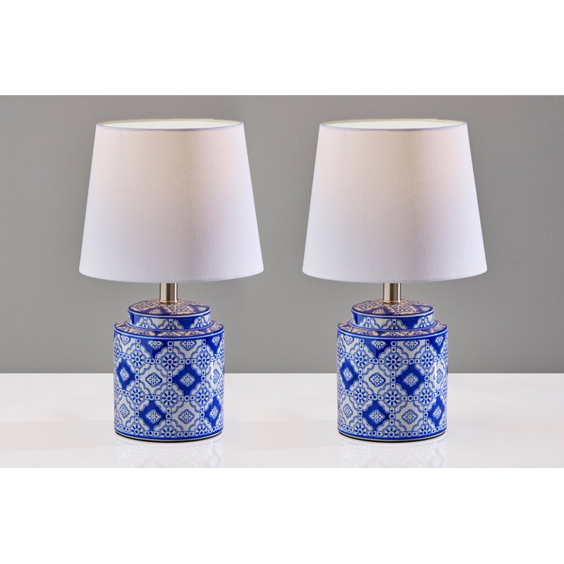 Alayzha Ceramic Table Lamp