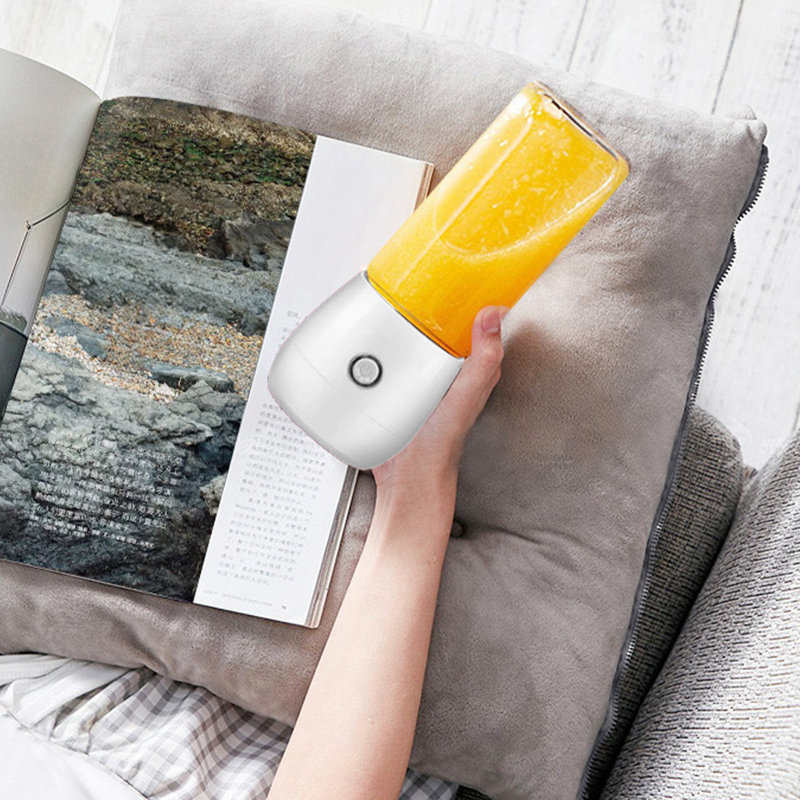 Mini-presse-fruits portable, White
