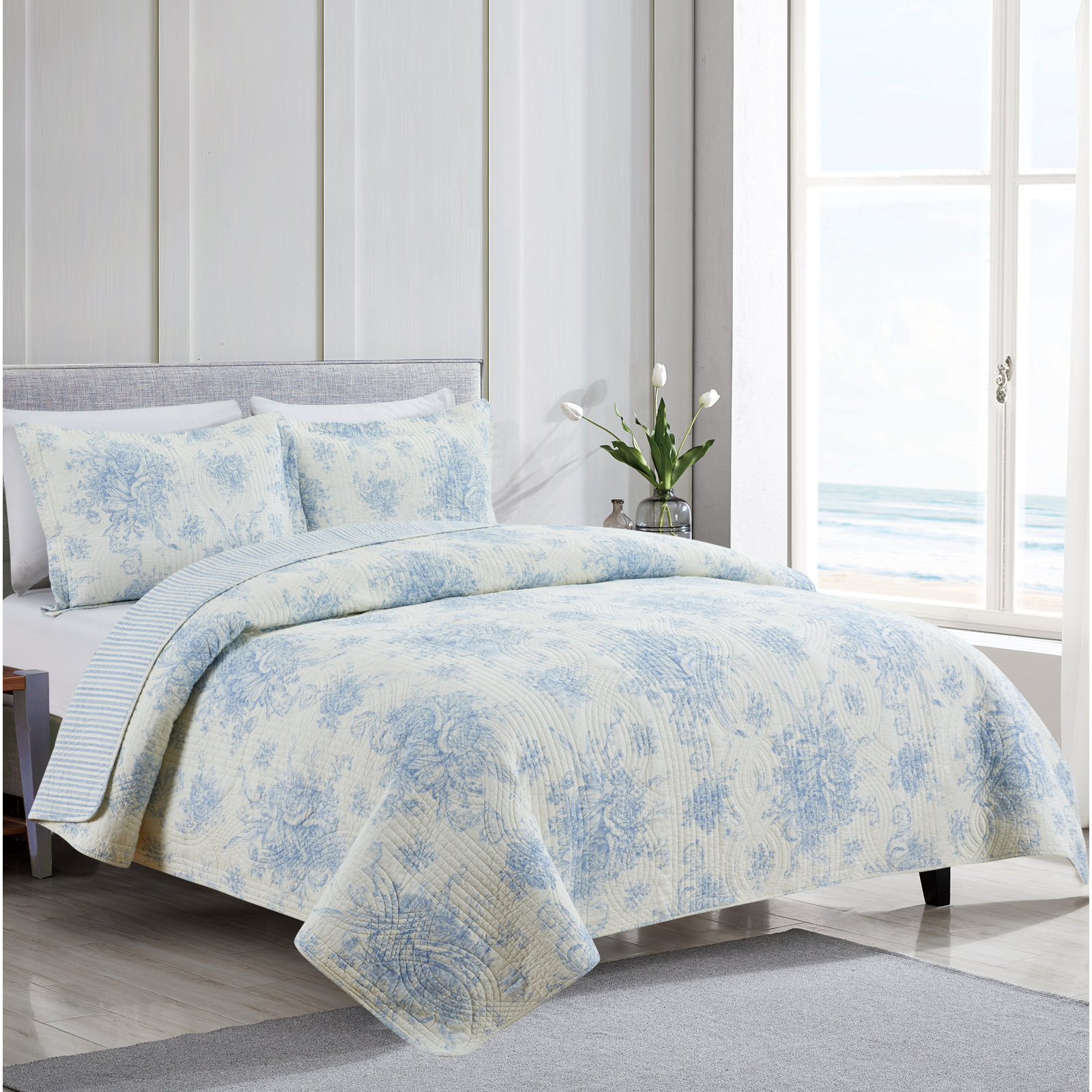 Benedictine Cotton Quilt Set, Full/Queen Quilt + 2 Shams, Light Blue