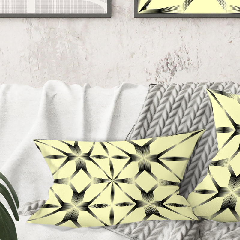 Ornement oriental. Coussin décoratif à motif floral Mid-Century