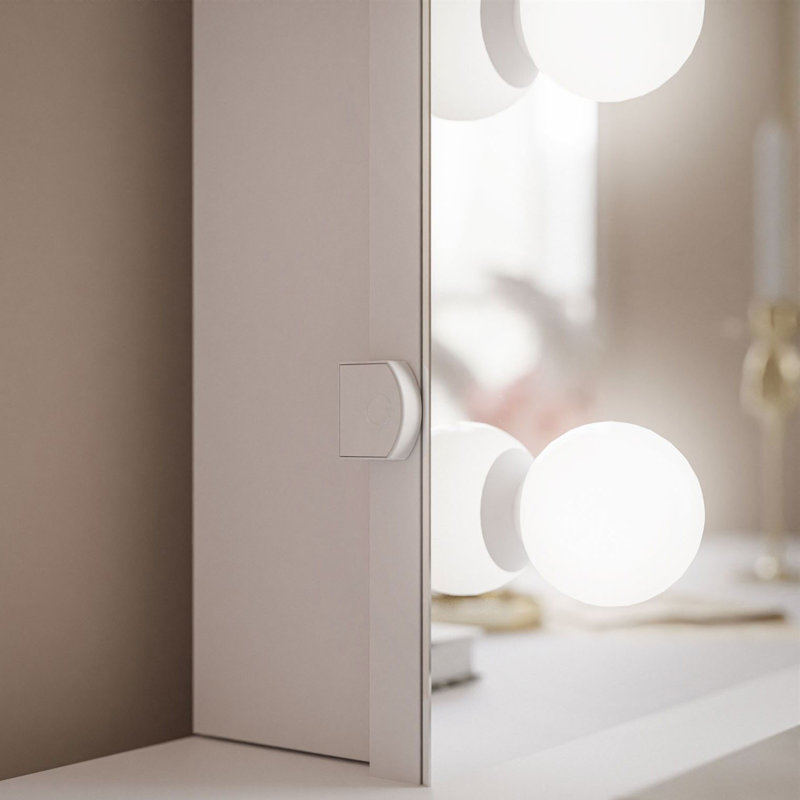 Avdulah Dressing Table with Mirror