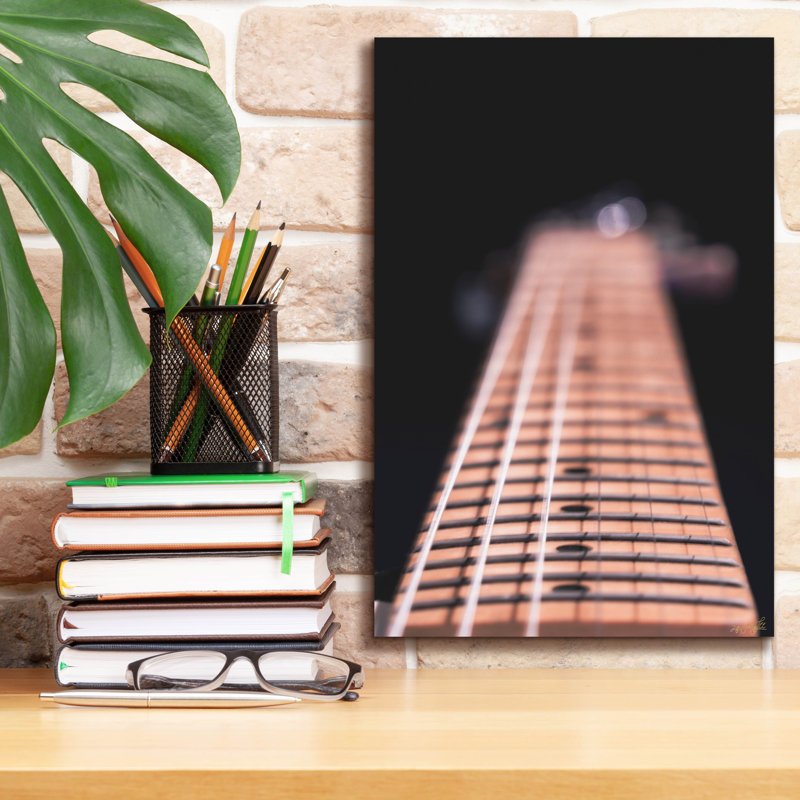 Art mural en toile Epic Graffiti «Guitare manche» par Life BeautifuLEE, 12 po x 18 po, H 18 po x l 12 po