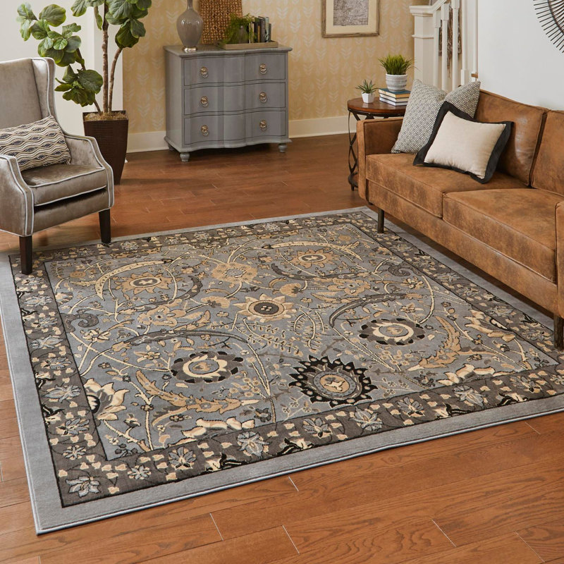 Tapis à motif floral sauge, jaune et gris Britannia, Carré 8 pi