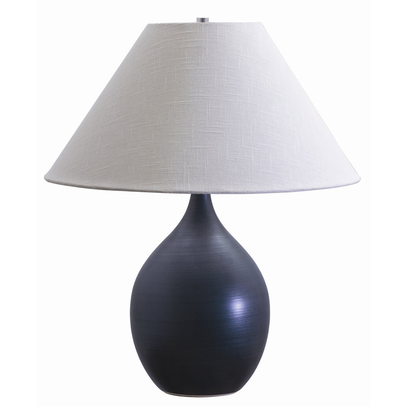 Lampe de table Libbe, Noir mat, H 22,5 po x l 17 po x P 17 po