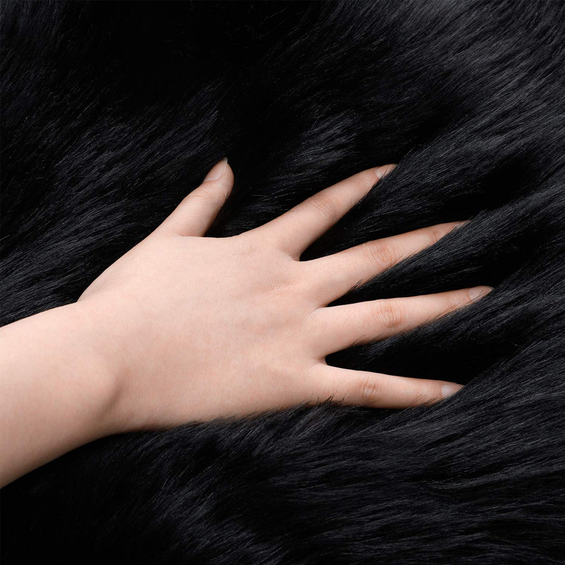 Faux Sheepskin Indoor Rug, Novelty 4' x 6'