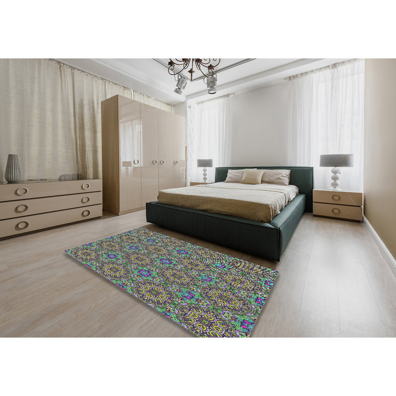 Damask Indoor Rug, Rectangle 5' x 7'