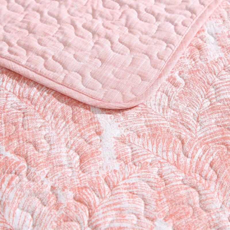 Quilt, King Quilt + 2 King Shams