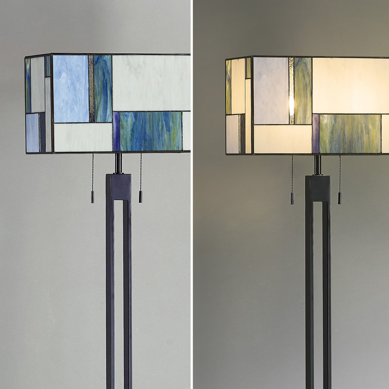 Lampe sur pied moderne en verre Tiffany de 62 po Aayush, Crème / bleu / vert / mauve