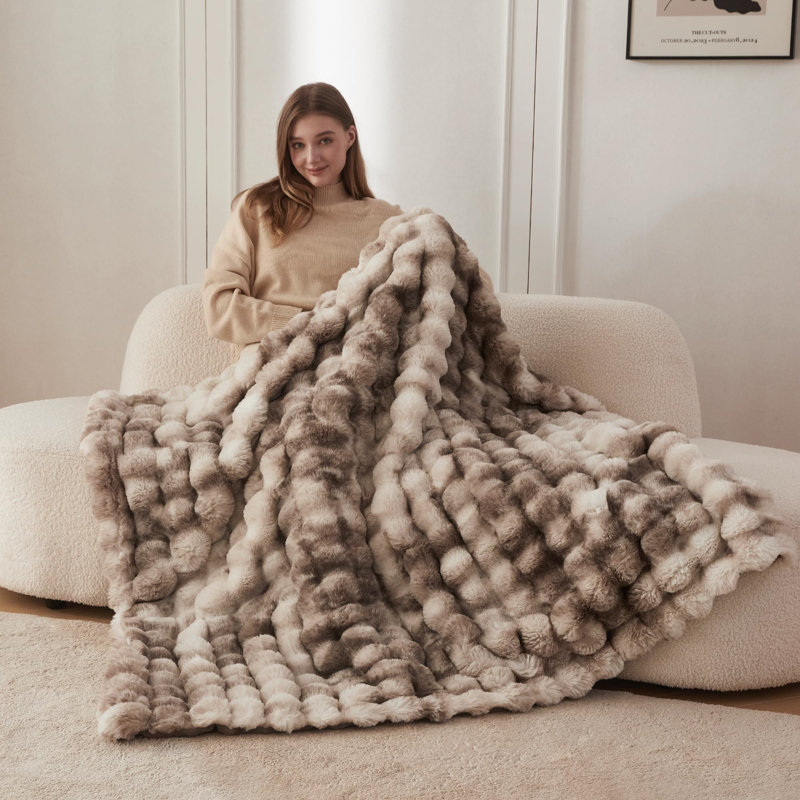 Faux Rabbit Fur And Flannel Blanket 50X60 Inches