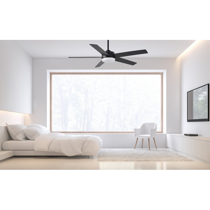 Ventilateur de plafond noir mat à 5 pales de 52 po Weeden avec télécommande, ensemble d'éclairage à DEL à intensité variable et moteur réversible