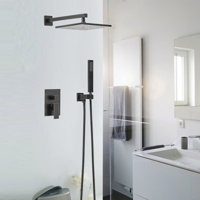 Système de douche complet avec valve brute