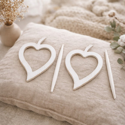 Fjord Wooden Heart Curtain Tieback – Decorative and Functional Design