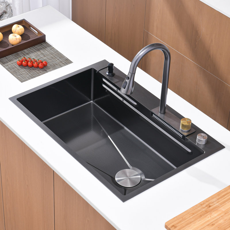 Évier de cuisine encastré en acier inoxydable 30 po / 33 po x 22 po avec robinet en cascade, plateau de préparation et planche à découper