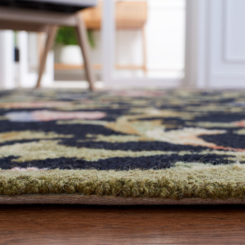 Hand Hooked Wool Floral Rug