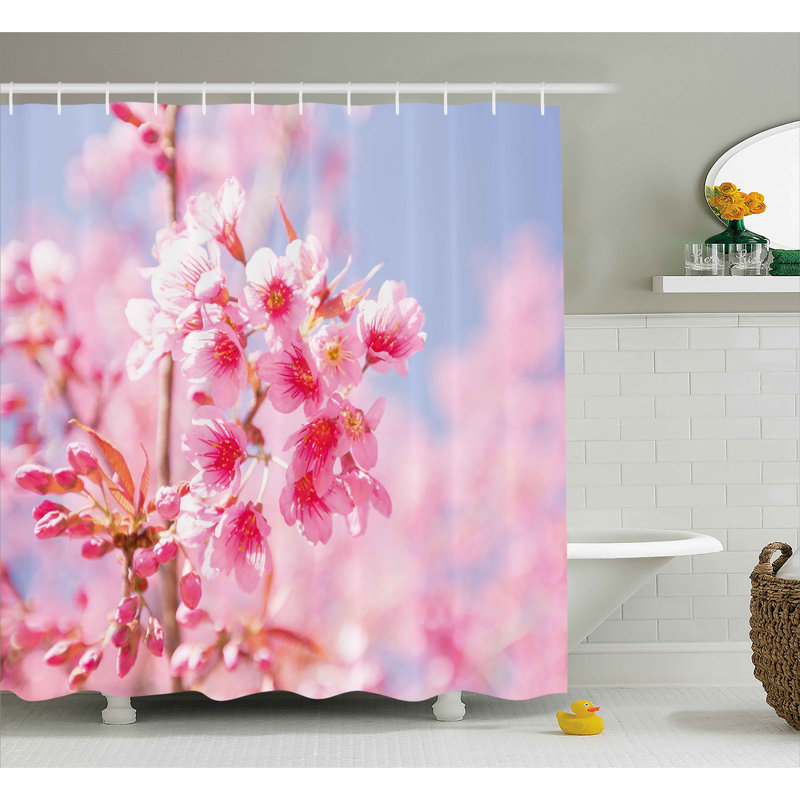 Rideau de douche simple en fleur sakura, H 75 po x l 69 po