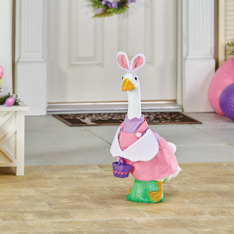 Grande tenue de lapin de Pâques