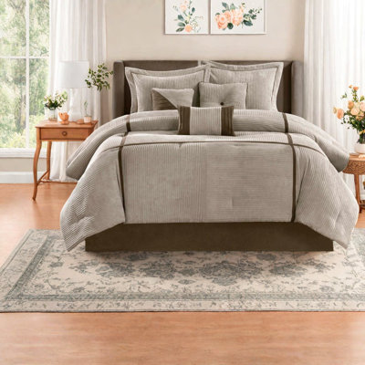 Cozy 7 Piece Bedding Sets, Polyester Queen Modern Home Comfort