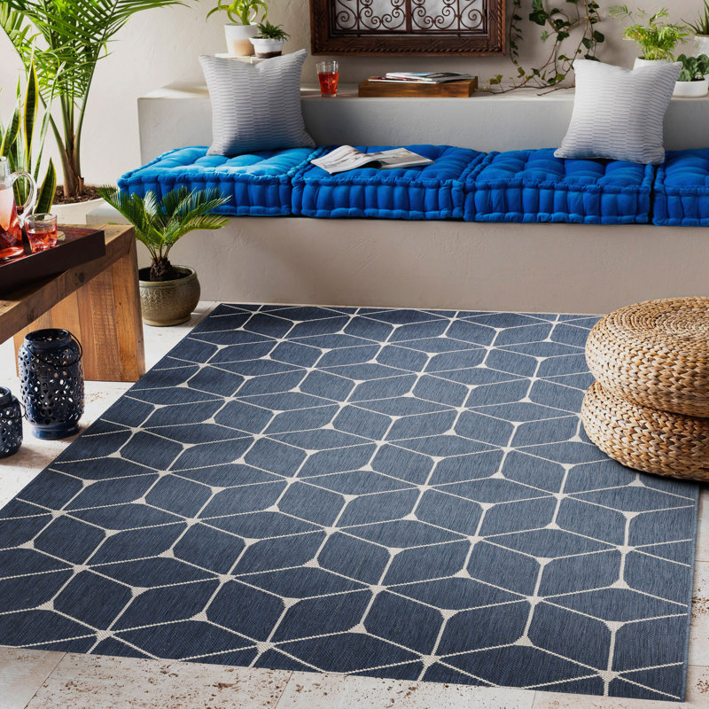Tullahassee Geometric Indoor / Outdoor Area Rug, Rectangle 120 x 170cm