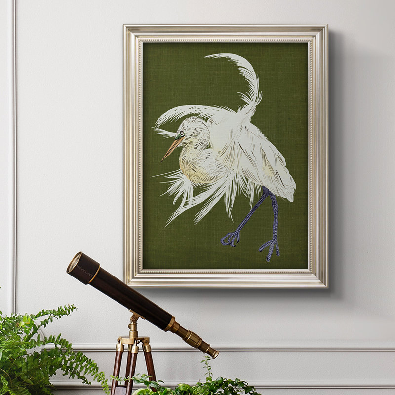 Toile encadrée de qualité supérieure Heron Plumage II - prête à être accrochée, Encadrement doré antique, L 23 po x H 32 po