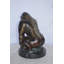 Statue en bronze King King - Taille: L 10 po x l 10 po x H 15 po.