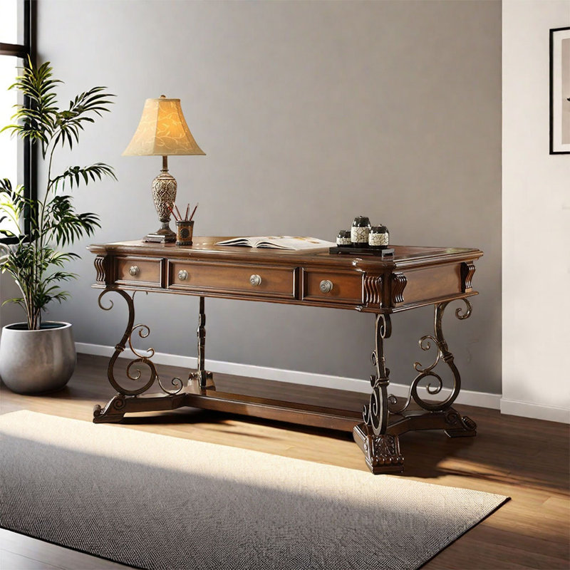 Bureau en bois massif de style américain