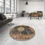 Tapis brun à motif oriental-897756840