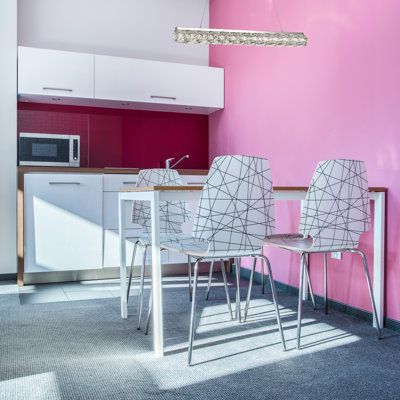 Luminaire suspendu linéaire pour îlot de cuisine Ultan