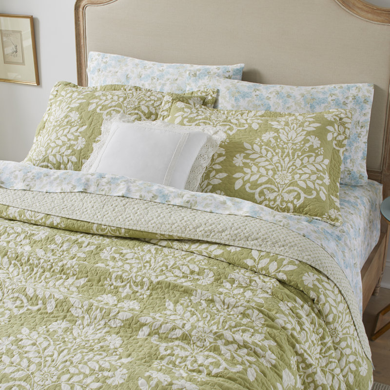 Sage Green Cotton Reversible Full Quilt Set with Shams
