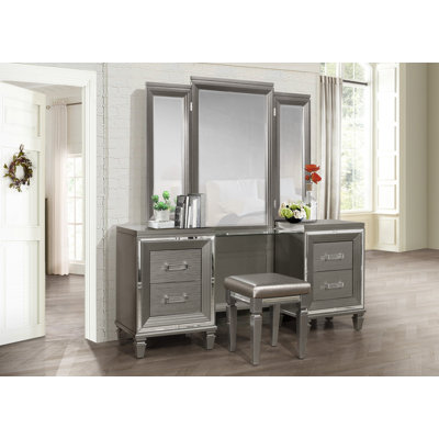 Dearion 68" Makeup Vanity with Mirror