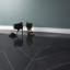 Carreau de sol en marbre poli occultant 6 po x 24 po Nero Marquina