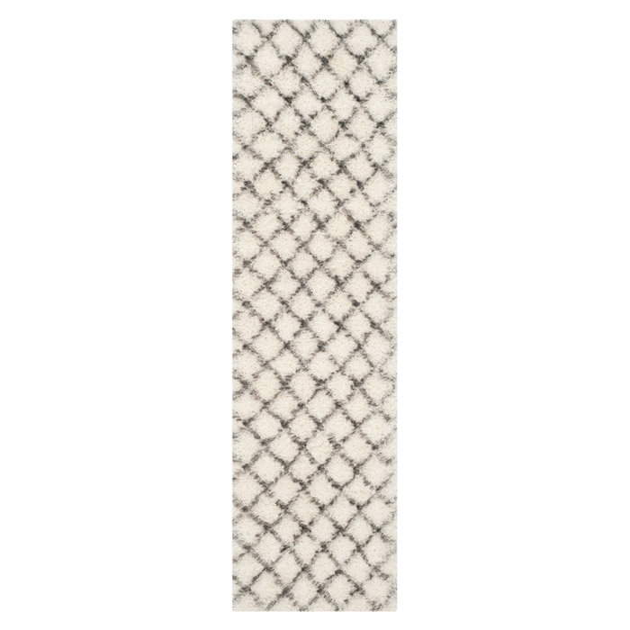 Grey and Ivory Tufted Trellis Shag Rug, 3'3" x 5'3"