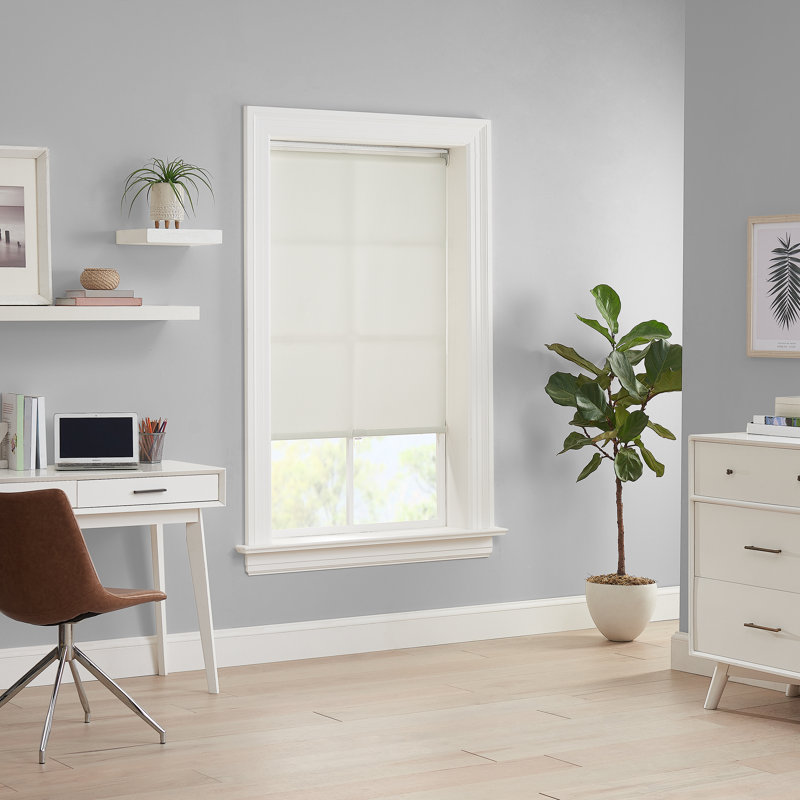 Eclipse Holden Light Filtering 34 x 72 Roller Shade in White, White, 34" W x 72" L
