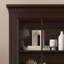 Vitrines en bois massif et verre Brownness