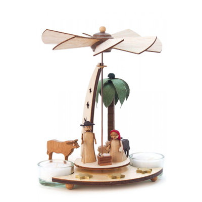 Pyramide en bois dregeno crèche scene