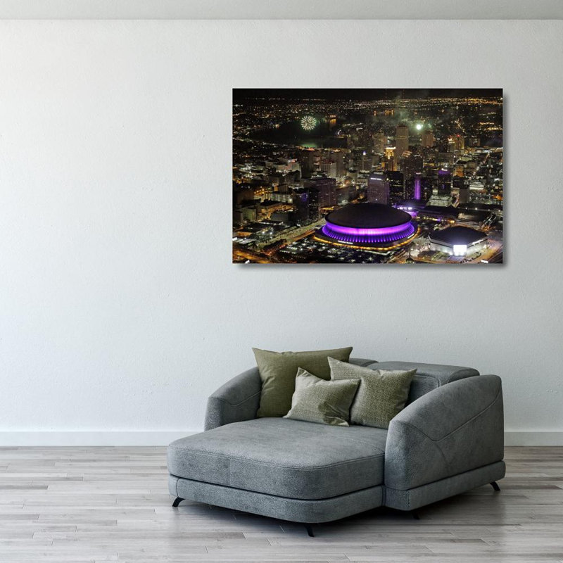 Mercedes Superdome, H 26 po x l 40 po